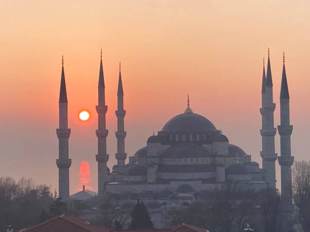 istock Turkey - Istanbul - Blue Mosque in Sultanhamet - Sunrise 1470901494