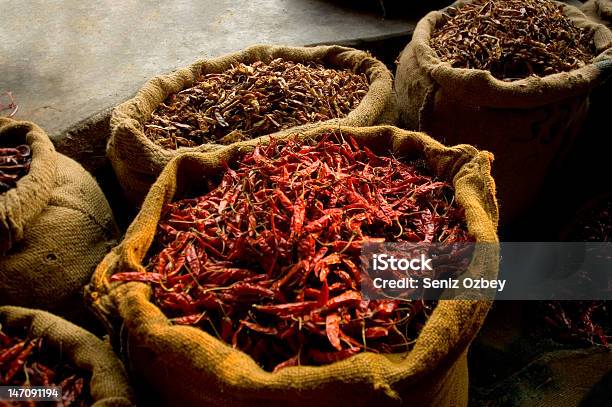 Getrocknete Chili Peppers In Sacs Stockfoto und mehr Bilder von Asien - Asien, Bildhintergrund, Chili-Schote