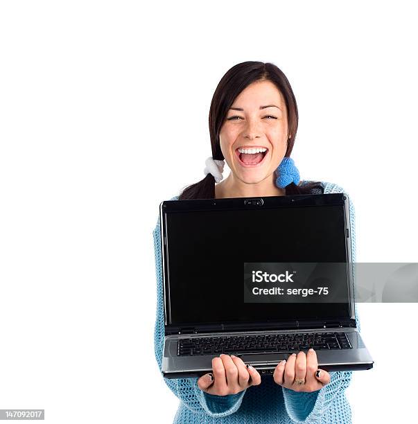 Lachen Mädchen Mit Laptop Stockfoto und mehr Bilder von 16-17 Jahre - 16-17 Jahre, Attraktive Frau, Braunes Haar