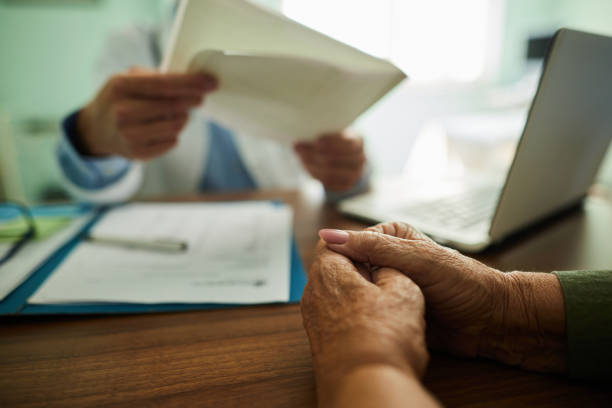 istock Anxiety during medical exam! 1470932100