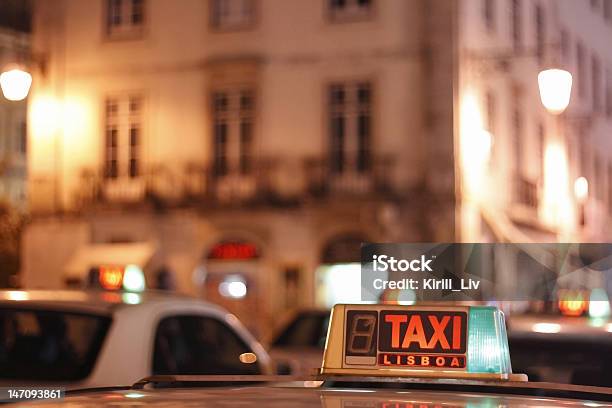 Lissabon タクシー - タクシーのストックフォトや画像を多数ご用意 - タクシー, 運転する, サービス
