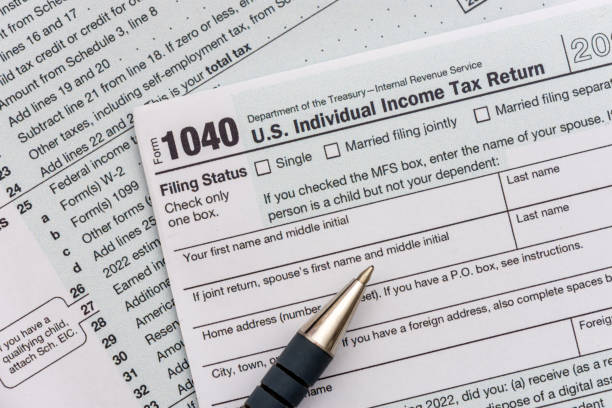 istock US form 1040, individual Income tax return document 1470948471