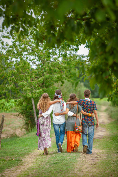 istock Hippies: old fashioned group of friends 1470952300