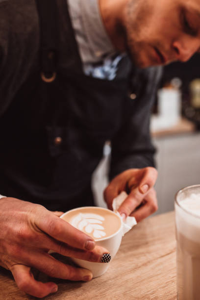 istock Modern equipment in a coffee shop for preparing coffee drinks 1470952640