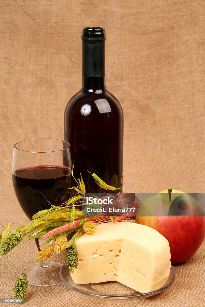 Vinho e queijo - Foto de stock de Bebida royalty-free