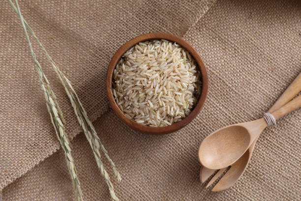 istock Organic raw brown rice in close up 1470977841