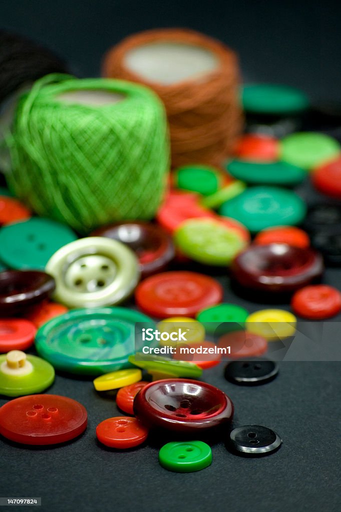 Botones y rosca - Foto de stock de Amarillo - Color libre de derechos