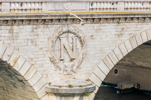 monografia imperial de napoleão iii na ponte pont au change em paris - napoleon iii - fotografias e filmes do acervo