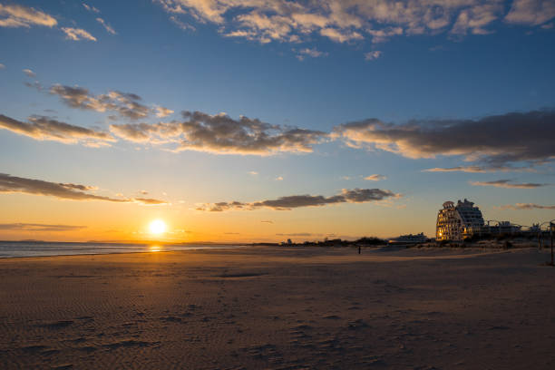istock Sunset on Couchant beach, in La Grande-Motte 1471005052