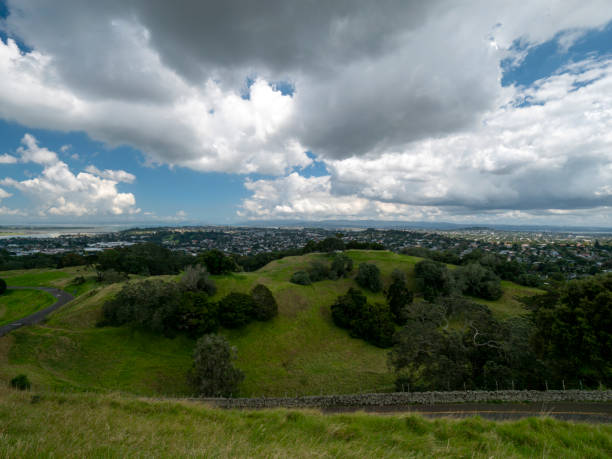 istock Auckland city detailed distant view 1471042452