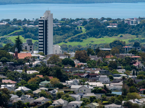 istock Auckland city detailed distant view 1471043590
