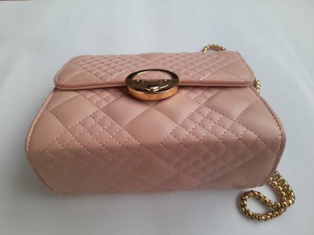 istock Pink female bag top view on white background. 1471059735