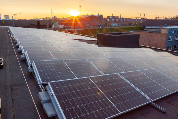 istock the solar panels on the roof 1471129796