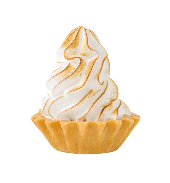 istock Cake basket tart with white custard in spiral, side view, isolated on white background with clipping path 1471143089