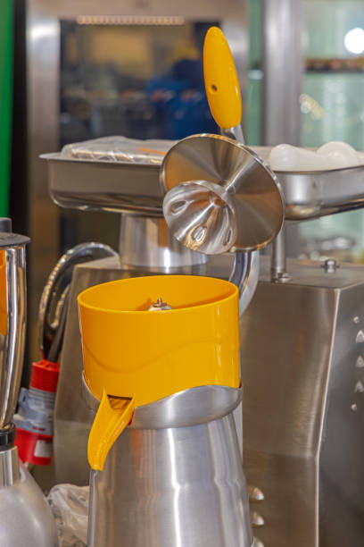 istock Commercial Citrus Juicer 1471173435