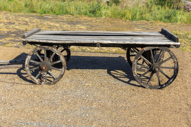 istock Old wooden cart 1471192816