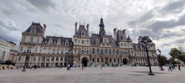 istock City Hall in Paris 1471194746