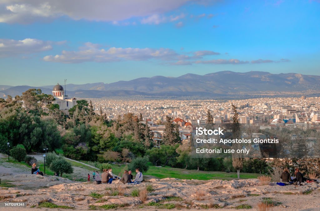 プニュクスの丘から見たギリシャアテネのスカイライン アウトドアのストックフォトや画像を多数ご用意 アウトドア, アテナイのアクロポリス
