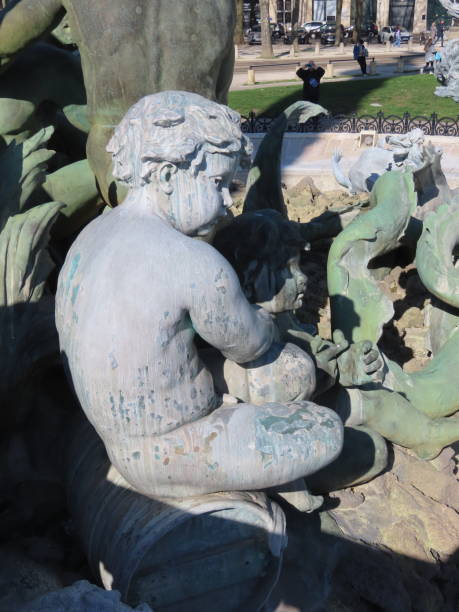 istock Girondins fountain statues at Bordeaux 1471242699
