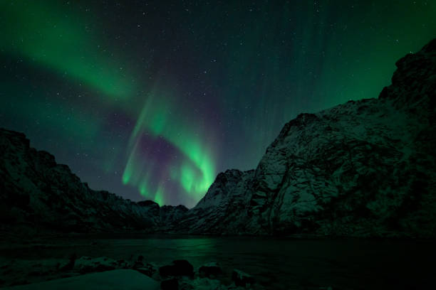 istock Northern Lights over the Lofoten Islands 1471260374