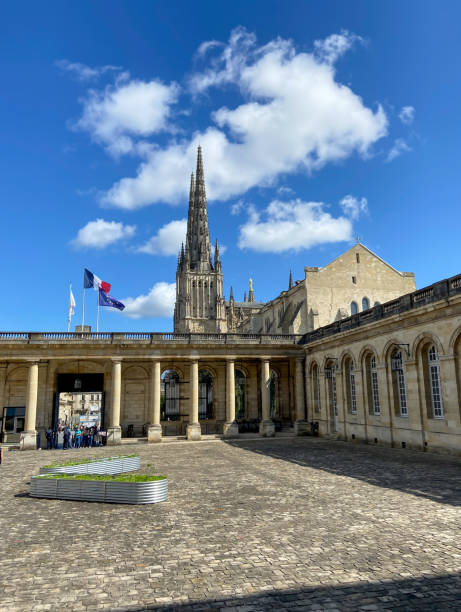 istock City hall at Bordeaux 1471263805