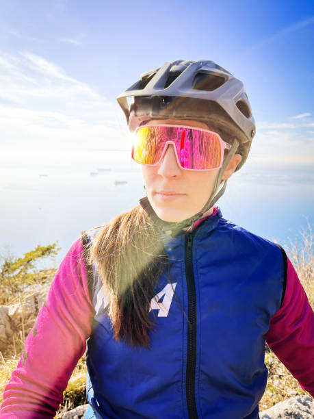 istock Young woman cyclist portrait 1471295515