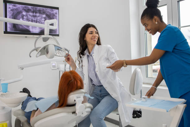 istock Woman at the dentist 1471302982