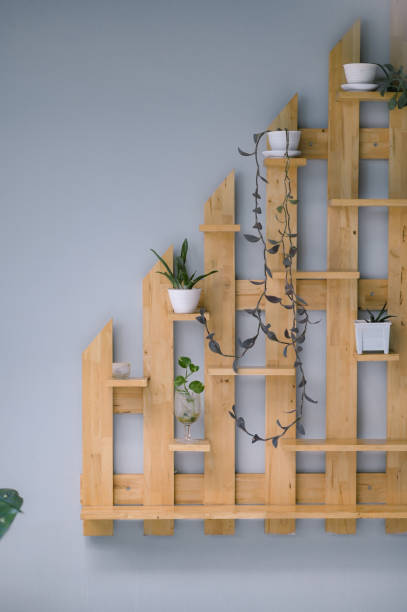 istock wooden flower hook 1471324898