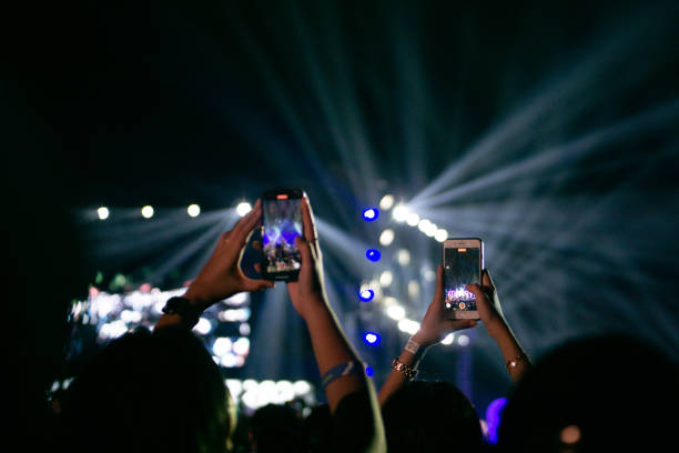 istock Taking Picture in a Concert 1471345412