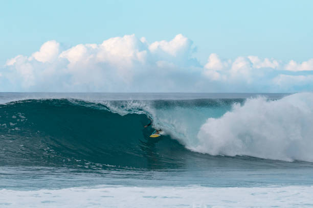 istock Surfer barreled at Off the Wall Oahu HI 1471383032