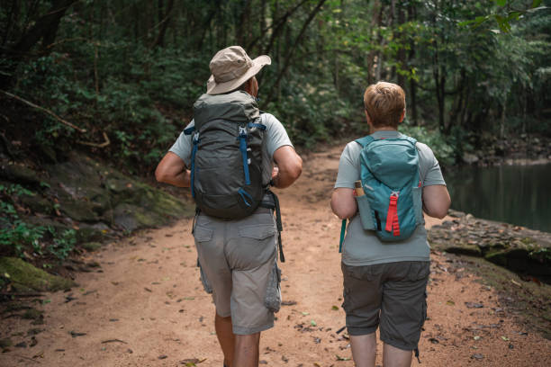 istock Senior couple exploring the tropics 1471395803