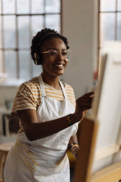 istock Painting with music 1471421092