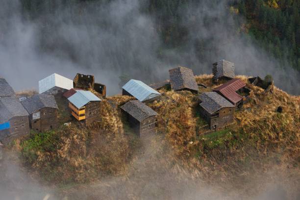 distant mountain village in tusheti, georgia - tusheti imagens e fotografias de stock