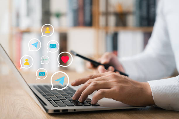 istock businessmen Are working on laptop and smartphone to use the search engine optimization tool. To find customers or promote and advertise online content for technology, marketing and business concept. 1471444656