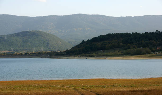 istock Cubuk Lake - Bolu 1471482869