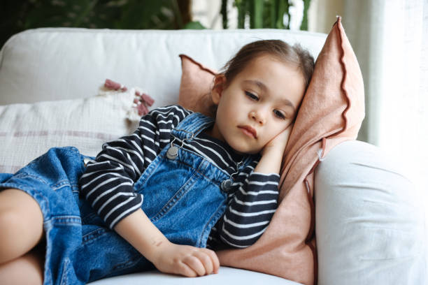 istock Little girl having an earache 1471489656