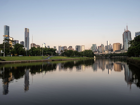 Melbourne skyline and river
