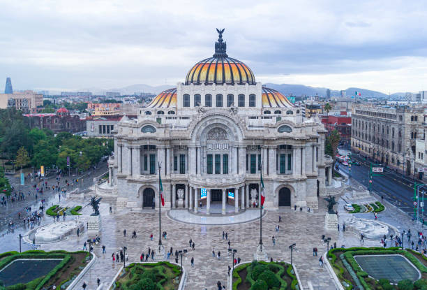 Palace of Fine Arts, Mexico City Palacio de Bellas Artes de la ciudad de México. mexico city stock pictures, royalty-free photos & images