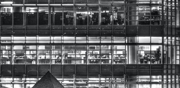 istock Pittsburgh -offices in the night time 1471545881