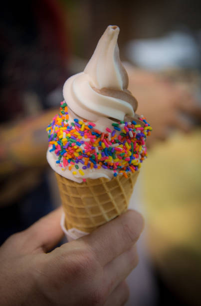istock Chocolate Vanilla Swirl with Sprinkles 1471547247
