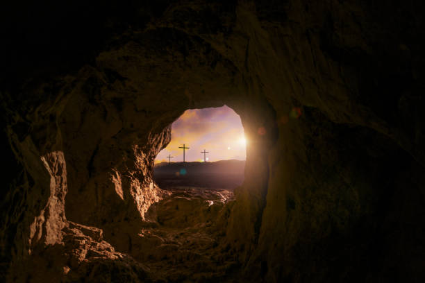Easter, Jesus Christ, Tomb, Resurrection - Religion, Religious Cross Tomb Empty With Shroud And Crucifixion At Sunrise - Resurrection Of Jesus Christ easter sunday stock pictures, royalty-free photos & images