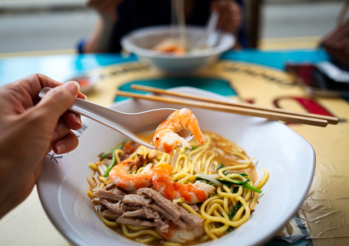 It is a very famous prawn mee (Da Dong Prawn Noodles) and one of the best prawn mee stalls. 
I finally tried it. This is a regular prawn mee but you can select bigger prawn. 
Also you can select a mix of the noodle type. I chose yellow noodle but it can be a mixture of yellow noodles and bee hoon. The broth is rather creamy. Not too spicy.  Excellent taste.