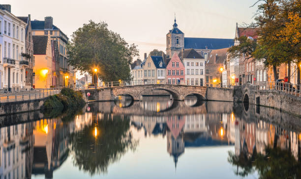istock Beautiful Old Bruges cityscape 1471578027