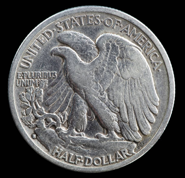 istock Reverse side of a silver 1935 Walking Liberty US half dollar. 1471670320