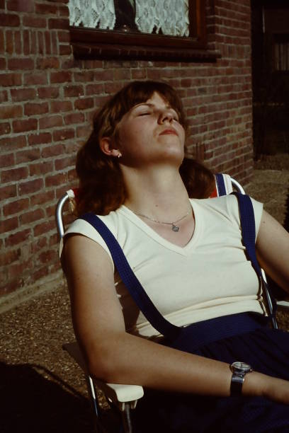 istock Young woman in the seventies 1471675593