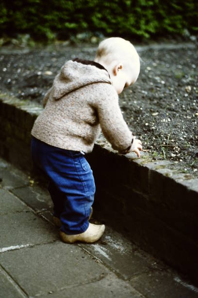 istock Toddler boy in the eighties 1471676814