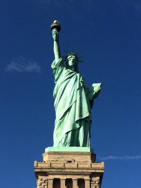 istock Statue of Liberty 1471677612