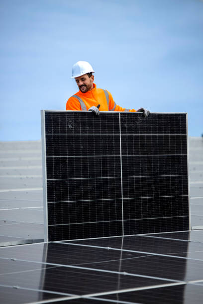 istock Installation of solar panels. 1471710320