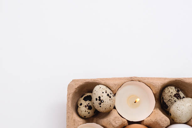 istock Quail Eggs and candle in tray 1471723998