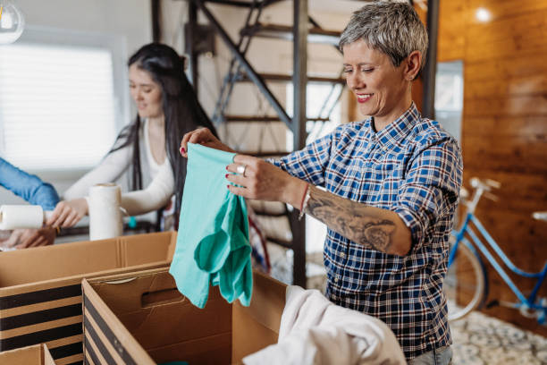 istock Moving to a new home 1471727480
